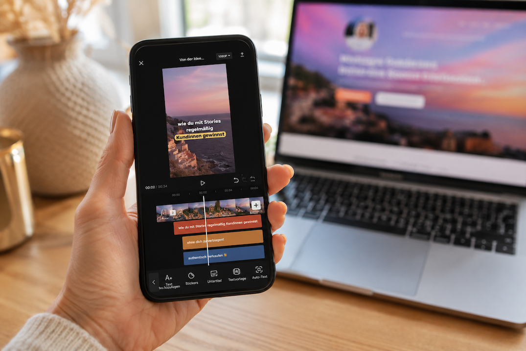 Social-Media-Reel wird auf dem Smartphone geschnitten